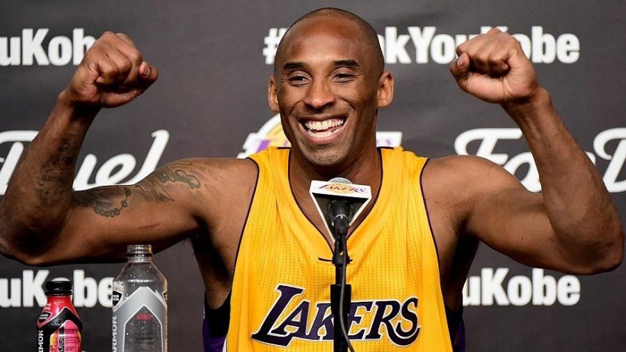 Kobe Bryant, que morreu em acidente aéreo no ano passado, está entre os melhores - Getty Images