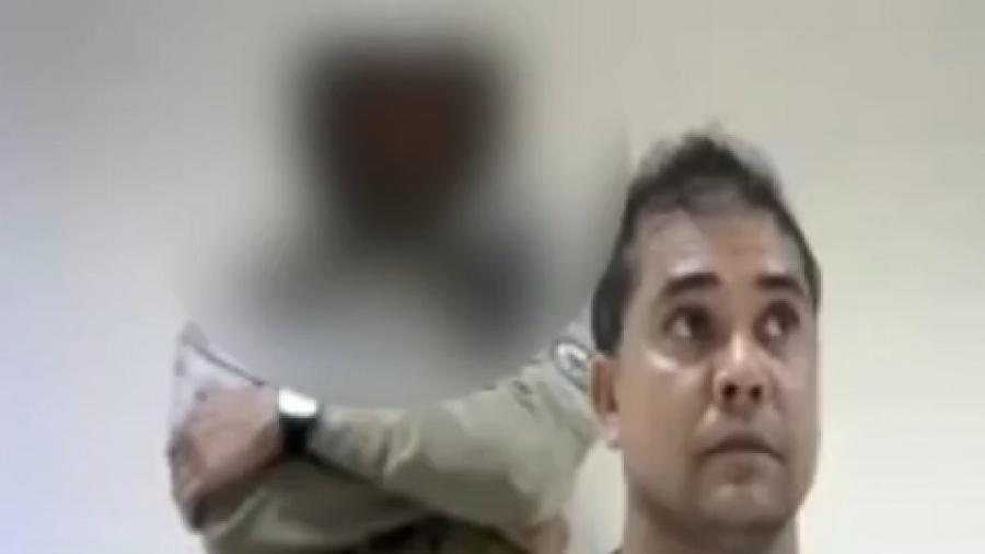 O policial civil Antonio Alves Dourado, que matou quatro colegas em uma delegacia no Ceará, passou por audiência de custódia - Reprodução