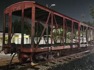 Incêndio destrói último vagão de estação centenária em Fortaleza