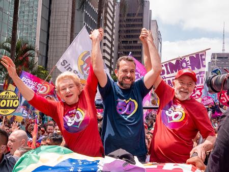 Marta, Boulos e Lula em ato na avenida Paulista, em São Paulo - Leandro Paiva/Divulgação