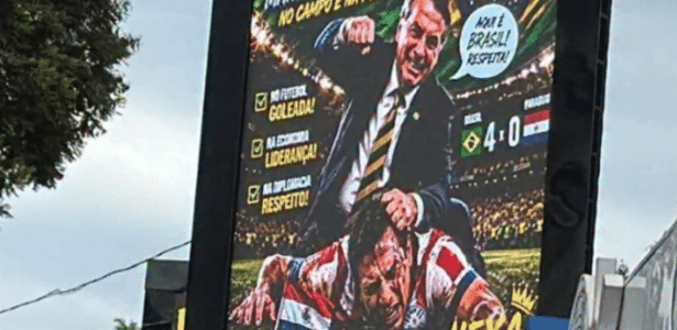 Cover image for Paraguai manda retirar painéis após montagem com Bolsonaro causar confusão