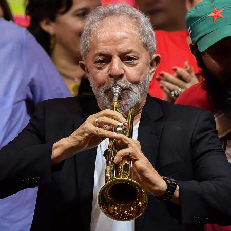 O ex-presidente Luiz Inácio Lula da Silva (PT) durante congresso do partido em São Paulo - NELSON ALMEIDA/ AFP