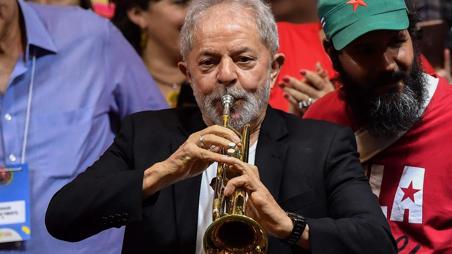 O ex-presidente Luiz Inácio Lula da Silva (PT) durante congresso do partido em São Paulo - NELSON ALMEIDA/ AFP