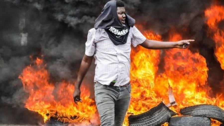 Oposição foi às ruas em fevereiro, quando deveria terminar o mandato de Moïse, segundo defendiam - Getty Images