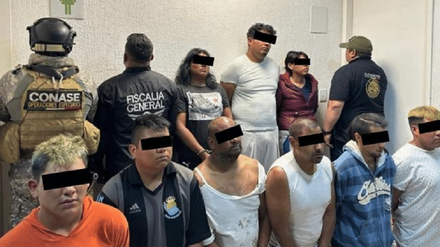 Os oito presos da gangue e "El Chapito", que por ser menor de idade foi direcionado a outra instituição - Governo do México
