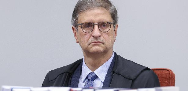 Gonet não se opõe a pedido de Bolsonaro para fazer cirurgia no ombro