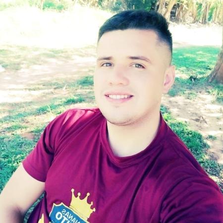 O turismo paraguaio Luiz Fernando Lopes Nuñez, de 21 anos, está desaparecido após vir ao litoral de São Paulo com amigos - Reprodução