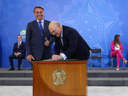 Em áudio, Milton Ribeiro diz que deu prioridades a amigos de pastores