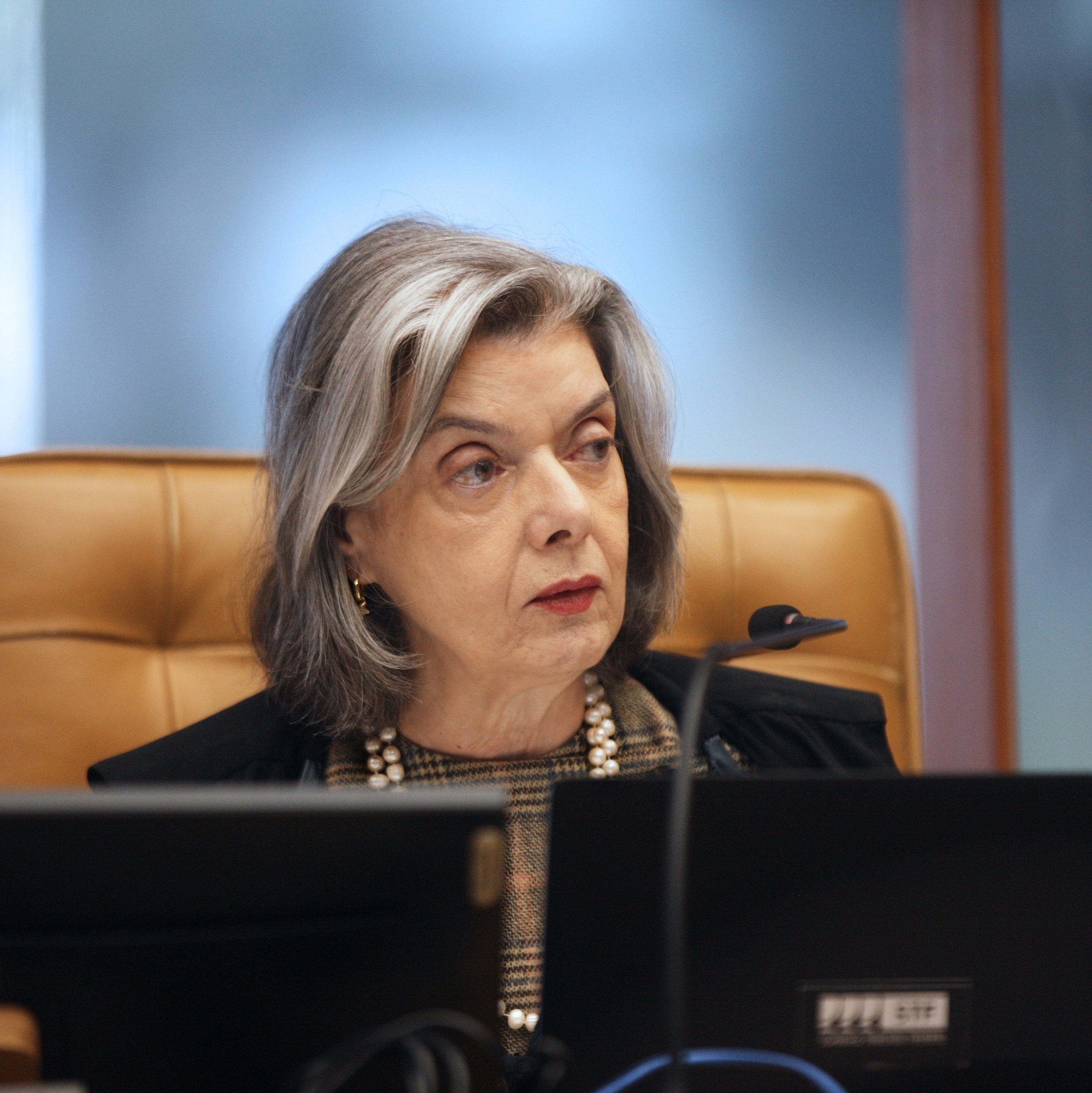 Cármen Lúcia vota e decisão sobre revisão da vida toda tem empate no STF –  Ceará Notícias