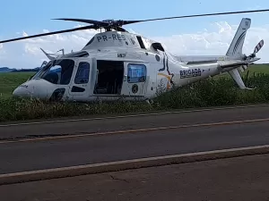 Helicóptero com vice-governador do RS faz pouso de emergência em estrada