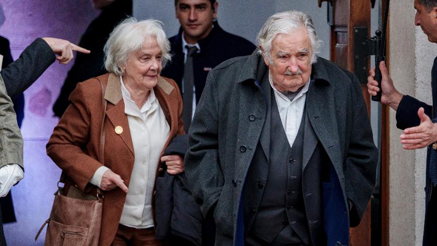 Mujica e a esposa, Lucía Topolansky, em 2023 - Agencia Makro/Getty Images