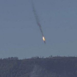 Avião russo SU-24 é derrubado por caça turco sobre a Síria - Reprodução