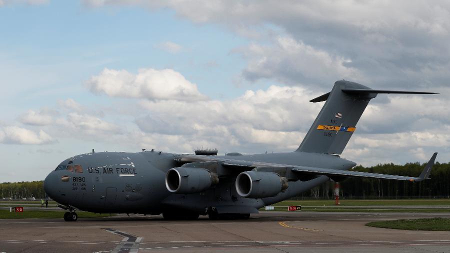 Aeronave tipo C-17 da Força Aérea dos Estados Unidos teria sobrevoado país - Evgenia Novozhenina/Pool/Reuters