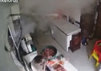 Vídeo: Panela de pressão explode em cozinha no Distrito Federal - Câmeras de segurança/Reprodução
