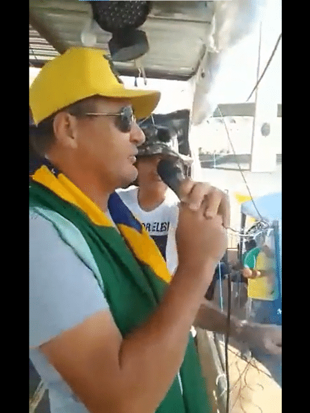 Apoiador de Bolsonaro pede participação de atiradores em protesto contra Lula  - Reprodução