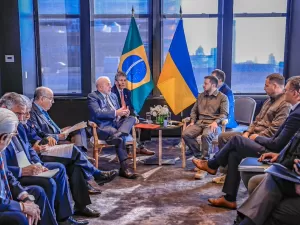 Suíça convidará Lula para cúpula sobre guerra na Ucrânia