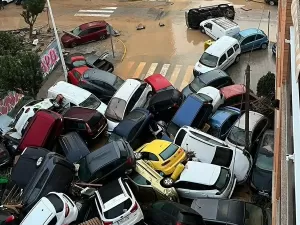 Usina de mortos do clima vai à Espanha, mas mundo segue tarado por petróleo