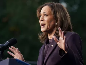 'Não fiquem desesperados': Leia frases de Kamala em 1ª fala após derrota