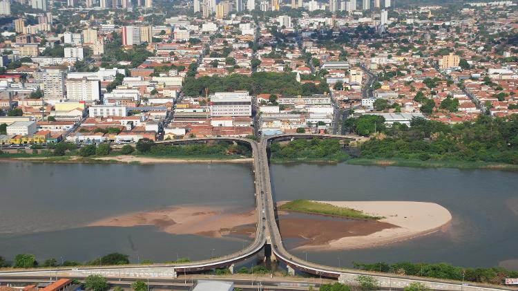 Ponte que conecta Timon (MA) a Teresina 