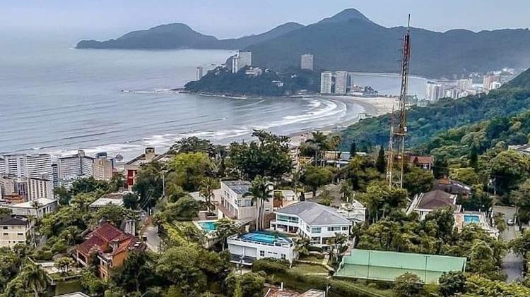 O acesso ao Morro de Santa Terezinha é restrito e a área possui segurança particular O acesso ao Morro de Santa Terezinha é restrito e a área possui segurança particular