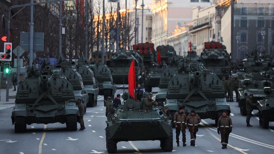 Ensaio para o desfile militar do Dia da Vitória, em Moscou - REUTERS/Evgenia Novozhenina