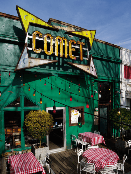 A fachada da Pizzaria Comet Ping Pong, acusada de ser sede de uma rede de pedofilia