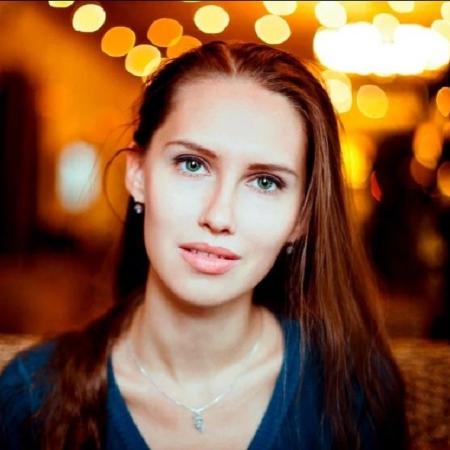 O corpo da bioquímica e modelo Ekaterina Antontseva foi encontrado na última semana pelo namorado dela, que voltava de uma viagem de negócios - Reprodução/VK.com