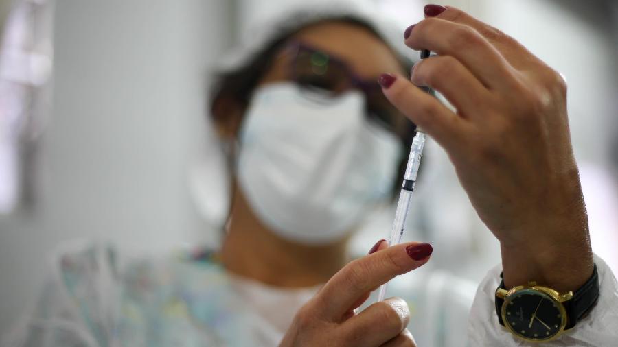 Brasil conta com mais de 167,7 milhões de habitantes com vacinação completa contra a covid-19 - Fabrício Costa/Futura Press/Estadão Conteúdo