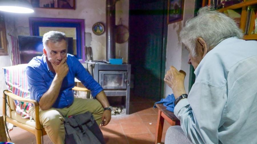 Após a vitória no pleito, Yamandú Orsi encontrou o ex-presidente Pepe Mujica