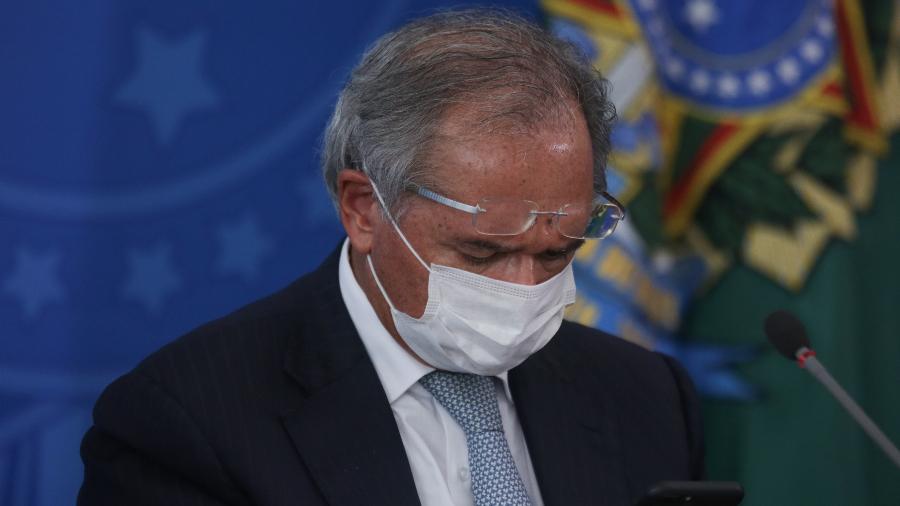 Paulo Guedes, ministro da Economia, declarou que  pessoas têm criticado o governo sem sugerir soluções - Andre Coelho/Getty Images