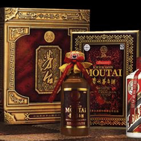 Moutai é um licor feito à base de arroz e sorgo fermentado - Reprodução/Facebook/ Moutai China