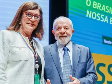 Petrobras leva defasagem da gasolina a Lula e há receio por aval a reajuste