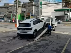 Polícia encontra carro alugado pelo GSI que havia sido roubado em São Paulo