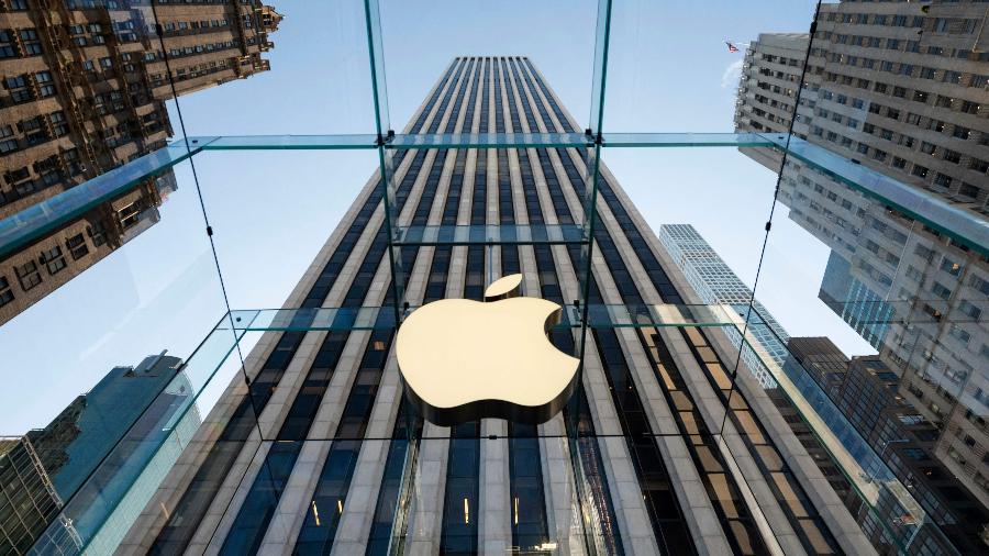 Decisão do TRF-1 confirma decisão tomada por Superintendência do Cade, que empresa deve abrir seus sistema para outras lojas de apps Decisão do TRF-1 confirma decisão tomada por Superintendência do Cade, que empresa deve abrir seus sistema para outras lojas de apps