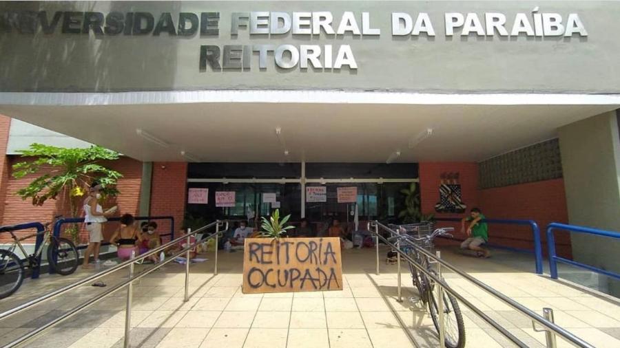 Estudantes protestam na UFPB  - Divulgação