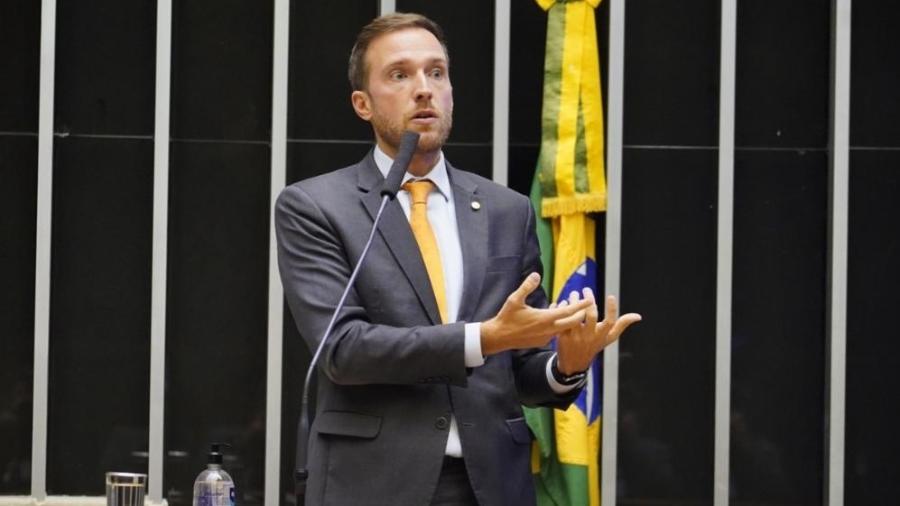 O deputado federal Vinicius Poit (NOVO - SP), de 35 anos, como pré-candidato ao governo de São Paulo pela sigla - Pablo Valadares/Câmara dos Deputados