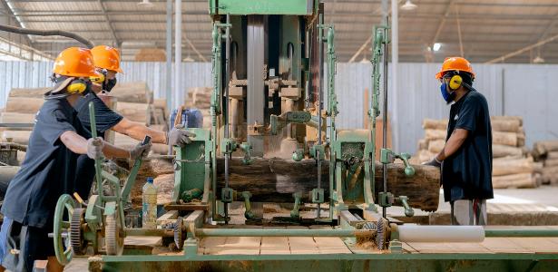 Prévia do PIB encolhe 0,5% em julho, 3º mês seguido de queda, mostra BC