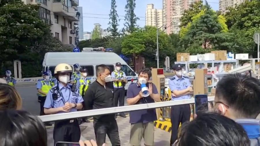 Moradores de Xangai protestam contra ordem para retornar ao lockdown - REUTERS
