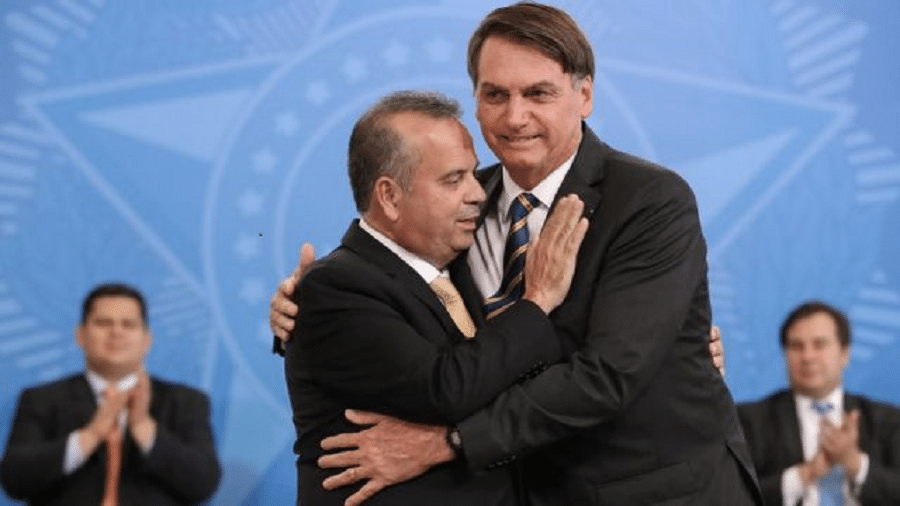 Marinho fez com que Bolsonaro interrompesse o silêncio: dos EUA, ex-presidente tem ligado para pedir votos para seu ex-ministro - Marcos Côrrea/PR