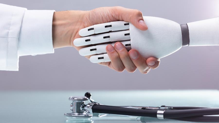 Tratamento passar das mãos dos médicos para uma inteligência artificial está longe de acontecer, acreditam participantes do South Summit - iStock