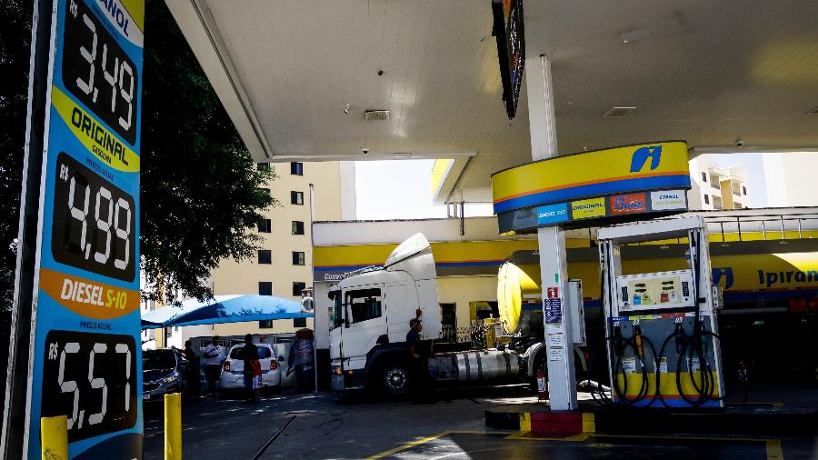 Prévia da inflação de abril foi puxada pelo preço dos combustíveis - Aloisio Mauricio/Fotoarena/Estadão Conteúdo