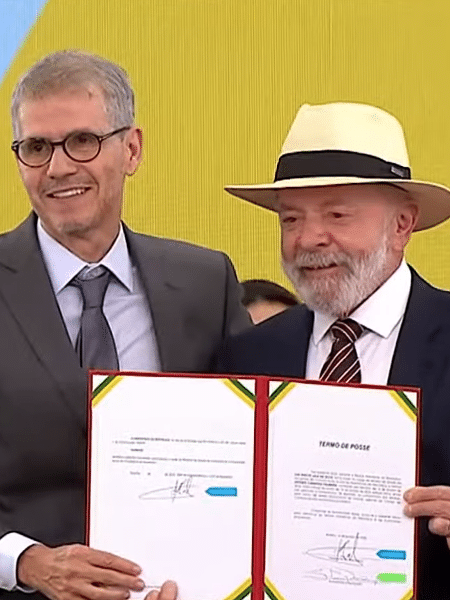 Sidônio com Lula na posse do novo ministro - Reprodução