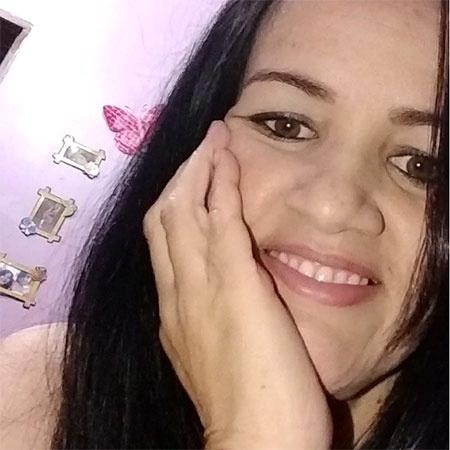 Queila Regiane da Costa Martins foi morta pelo marido - Reprodução/Facebook