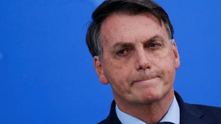 Bolsonaro em coletiva após demissão de Mandetta; para analistas ouvidos pela reportagem, presidente já não tem forças para mudar o rumo do país na condução de pandemia - Adriano Machado/Reuters