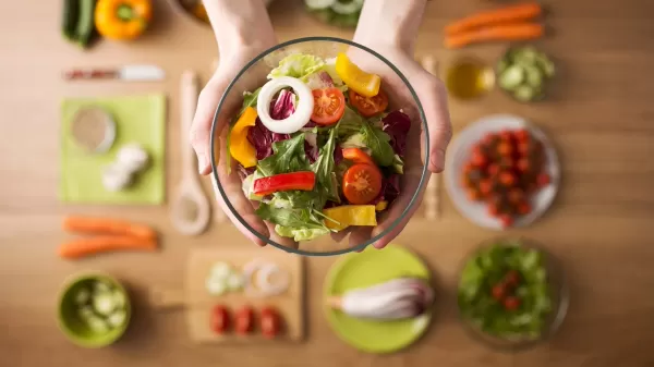 Alimentação saudável, frutas, verduras, legumes, salada, preparo de alimentos, comida -	 - demaerre/iStock - demaerre/iStock