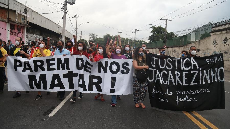 7.mai.2021 - Manifestação em protesto contra a operação da Polícia Civil que deixou 25 mortos no morro do Jacarezinho - Daniel Castelo Branco/Agência O Dia/Estadão Conteúdo