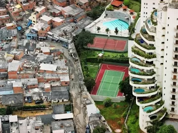 Leonardo Sakamoto: Saldo do ajuste fiscal até aqui é sacrifício de pobres e cafuné nos ricos 