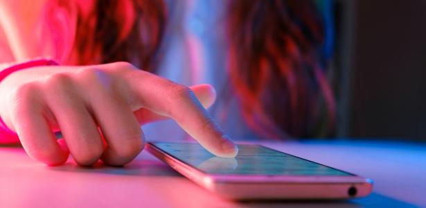 Instagram vai desfocar 'nudes' para proteger adolescentes de sextortion