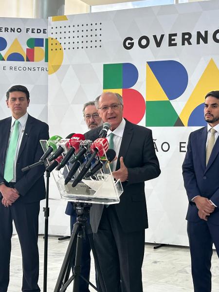 O vice-presidente Geraldo Alckmin (PSB), durante anúncio do IPI Verde, no Palácio do Planalto O vice-presidente Geraldo Alckmin (PSB), durante anúncio do IPI Verde, no Palácio do Planalto