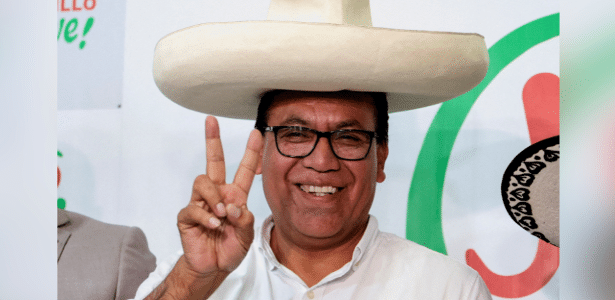Sánchez lidera marcha da esquerda que contesta apuração no Peru